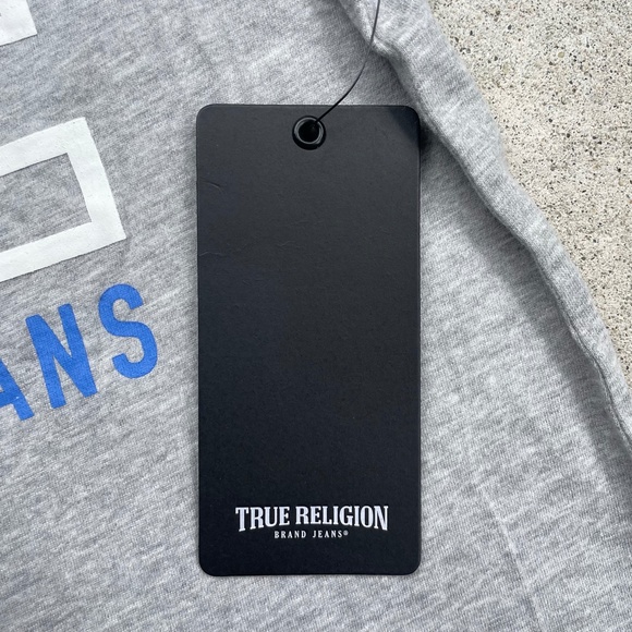 NWT True Religion T-shirt - size L - Picture 5 of 7